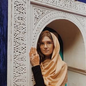 Meet your Posher, Danusia